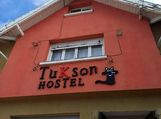 Tukson Hostel